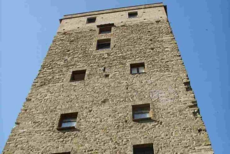 carlo conti e la casa tutti i dettagli e le curiosità