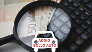 Calcolatrice e banconote da 50€