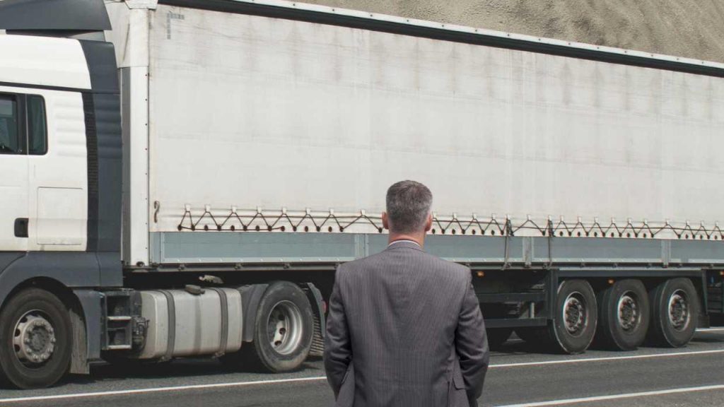 Camion bloccato per incidente traforo del Frejus
