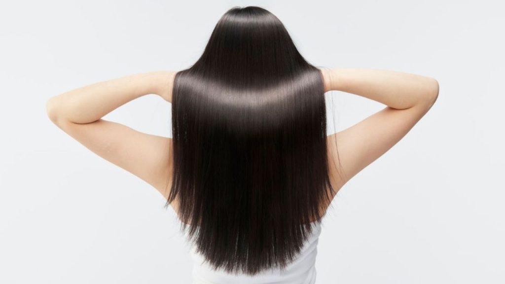 Il trattamento per avere capelli lunghi e lucidi