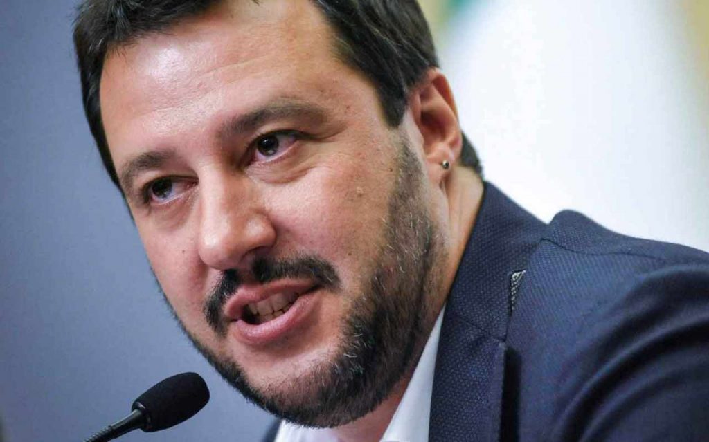 Salvini dice basta, dal 1° ottobre i di Diesel vanno in discarica | Blocco totale o multe da quasi 700€ e ritiro della patente