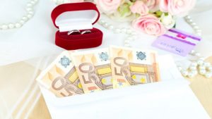 Addio busta al matrimonio web) - Valsusanews.it