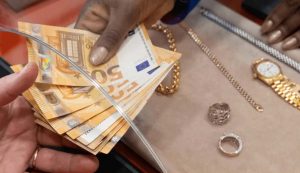 Compro oro (web) - Valsusanews.it